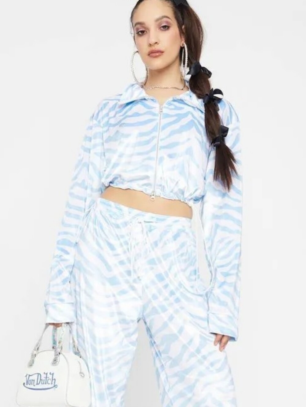 🦓 Cute Mistake Oversized Zebra Velour Velvet Crop Sweater (XS-L) - Picture 3 of 9
